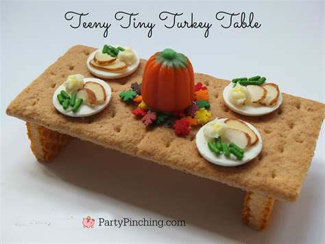 Tiny Teeny Graham Cracker Thanksgiving Table Cute Thanksgiving Treat Kids