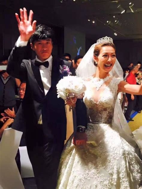 蕭敬騰 / xiao jing teng. Actor Peter Ho (何潤東) Looks Dapper in Tux at his Marriage ...