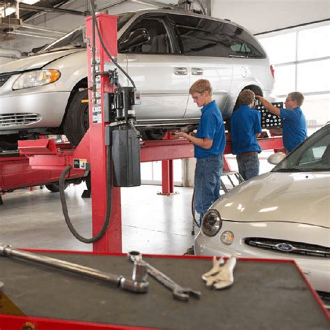 Auto Repair School Car Mechanic School In Kansas Washburn Tech