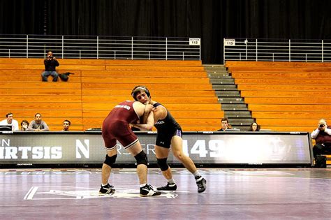 Wrestling Northwestern Fails To Overcome Slow Start In Loss To No 19