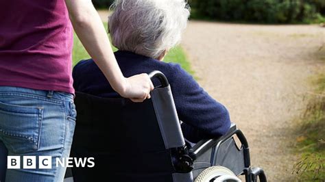 How Red Bags Are Bringing Nhs And Care Homes Closer Bbc News