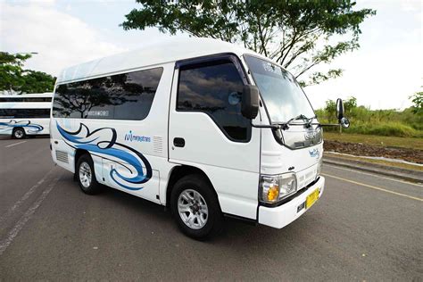 Rental Mobil Kapasitas 10 Orang Harga Terjangkau 2024 - ElfBandung.id