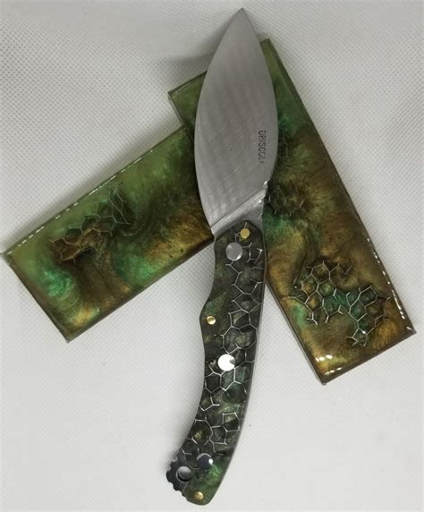 Swamp Resin Knife Scales Turned Into Handles For This Gorgeous Knife