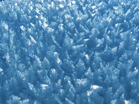 Ice Crystals Close Up Hd Wallpaper Background Image 2560x1920