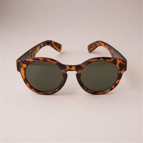 Ditty Sunglasses Time To Recharge Valija Transition 20 Sunglasses Tortoise Shell