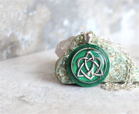Emerald Green Celtic Sister Knot Necklace Celtic Knot Jewelry