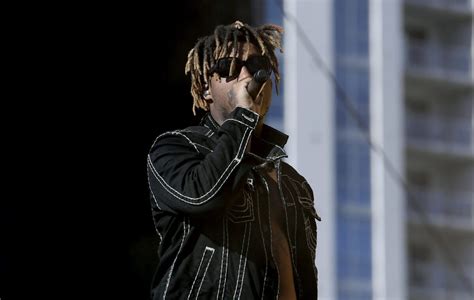Rapper Juice Wrld Dies At 21 After Seizure In Chicagos Midway Airport