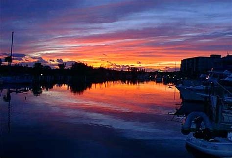 Fort myers, fl phone book details. Liveaboard Marina and Waterfront Restaurants and ...