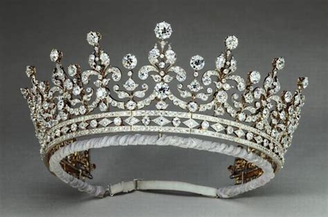 Royal Tiaras And Crowns