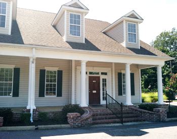 She manages patients on referral from eye doctors in the areas of anterior segment disease, glaucoma and retinal disease. Eye Care Center of Memphis | Dr. Moss | About Us