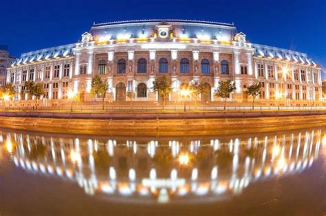 La roumanie compte 320 villes et municipes classées selon leur importance : Les 11 Destinations Les Moins Chères En Europe En 2014.