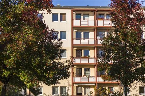 Die wohnung liegt in der 3 etage, auf der auch ein aufzug hält. Wohnung Cottbus - 2-Raum-Wohnung mit 49 m² in Spremberger ...