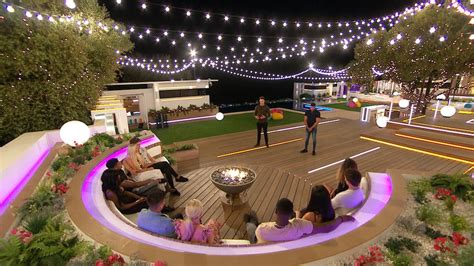 Are Producers Allowed Into The Love Island Villa The Crew Are Pretty Hands On During The Process