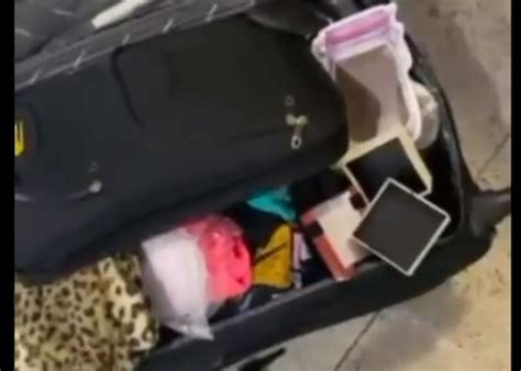 بالفيديو في مطار بيروت سرقة محتوى حقيبة امرأة عائدة من تركيا والاخيرة تشتكي