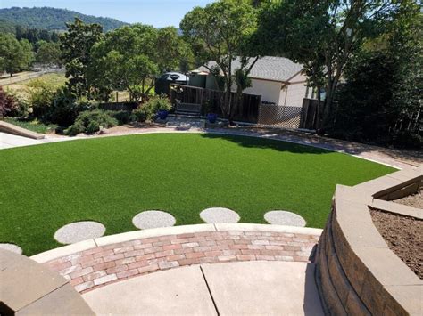 2020 Gardening Trends To Try With Artificial Turf In Dallas