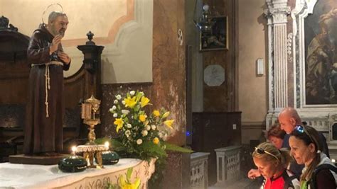 Alassio Le Reliquie Di Padre Pio Nella Chiesa Di Santambrogio La Stampa