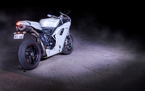 Hd Wallpaper Ducati 1198 White Bike Supersport Rear View Beaton