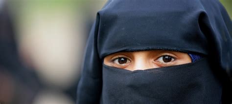 French Full Body Veil Ban Violated Womens Freedom Of Religion Un