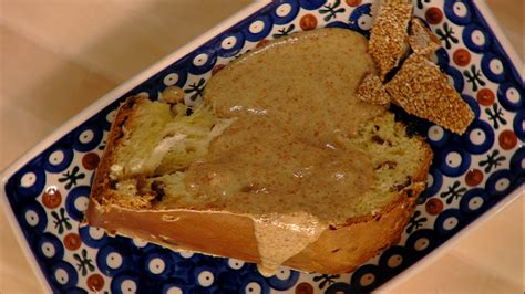 Sep 24, 2021 · benedetta parodi dà la sua ricetta della crostata ai frutti di bosco anche oggi, dopo una nuova puntata di bake off italia, benedetta parodi ha deciso di condividere con le persone che la seguono. Crema inglese al torroncino | Benedetta Parodi Blog