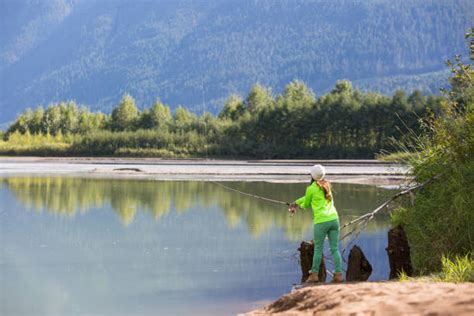 10 Salmon Fishing Indigenous Stock Photos Pictures And Royalty Free