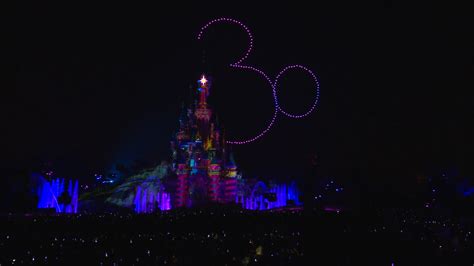 Disneyland Paris 30º Aniversario Adelanto Del Show D Light El