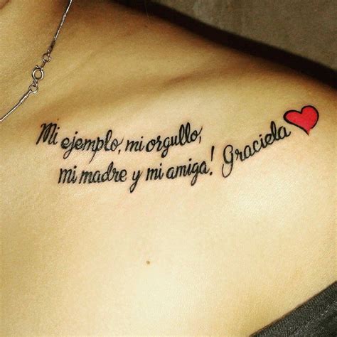 Frase And Corazón En Honor A Madre Tatuajes Para Mujeres