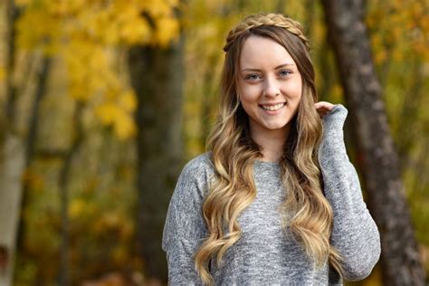 This braided hairstyle is an absolute classic for little girls and a great place to start if you're just learning how to braid. Dutch Halo Braid - Cute Girls Hairstyles