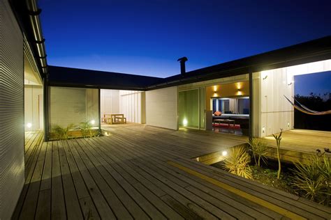 Diamond Beach House By Bourne Blue Architecture Homedezen