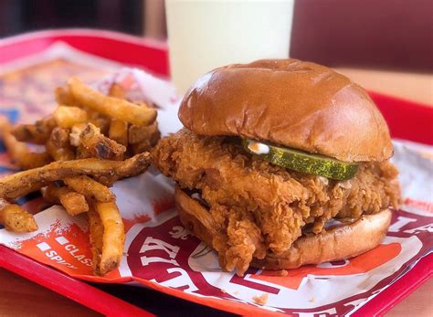 We Tasted 11 Spicy Chicken Sandwiches And This Is The Best — Eat This Not