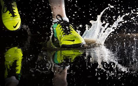 First, find the perfect wallpaper for your pc. Desktop Wallpapers Running nike sneakers athletic Puddle Water