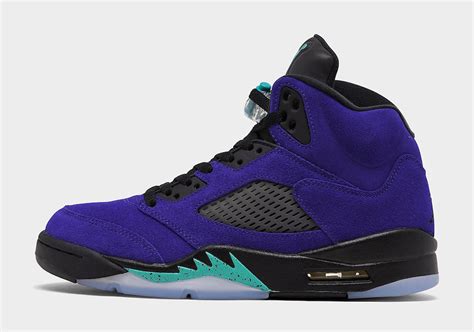For the first time since 2006, the air jordan 5 grape is set to return in retro form. Air Jordan 5 Alternate Grape Ice Black Clear New Emerald 136027-500 Release Date - SBD