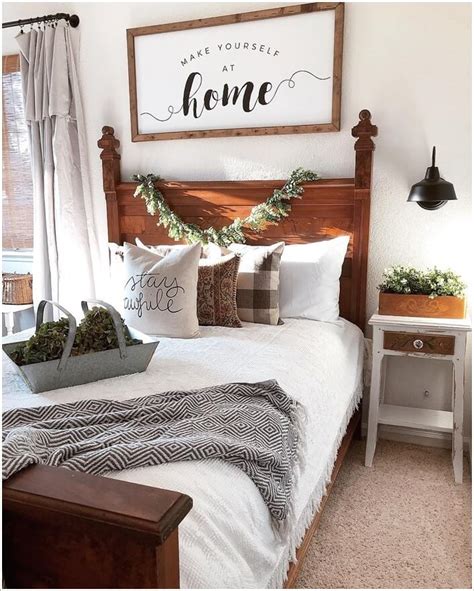 Your bedroom should be the coziest room in your house, so take it there with textile wall hanging. Amazing Guest Bedroom Wall Decor Ideas