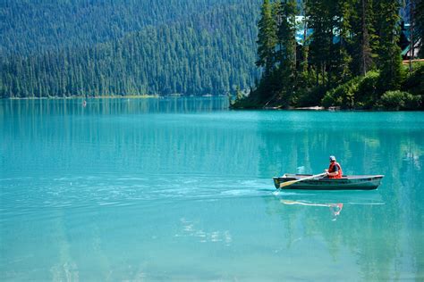 12 Most Beautiful Lakes In Canada With Photos And Map Touropia