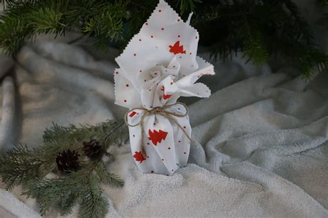 Eco Friendly Wrapping Paper Alternative