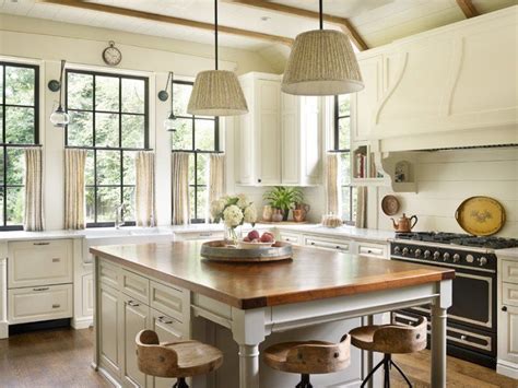 Thoughtful Design Yields An Amazing Southern Kitchen Home Kitchens