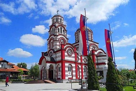 Church De Sumadija Na Sérvia Puzzle Factory