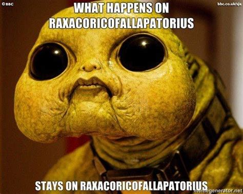 Raxacoricofallapatorius Ficcion