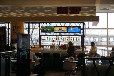 Ranking: The Best & Worst Airports for Food in the U.S. - Wanderu
