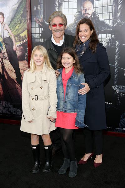 Gabriel miguel, cruz grant rivera, isabella holmes, simone cruickshank, and solita liliana rivera. Geraldo Rivera Wife, Children, House, Salary, Net Worth
