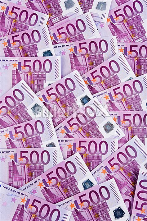 Die erhaltung der scheine sollte ziemlich gut sein und dann ist es. Eurogeldscheine - 500 Euroscheine - Bilderbox Bildagentur GmbH