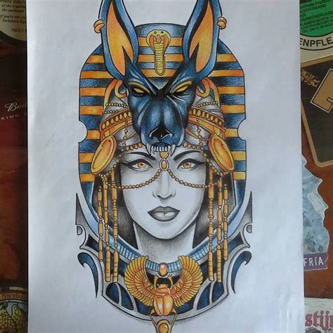 Ze werd gezien als zowel een zachte en zorgzame moeder en felle jager, beschermer van de mens. Encontrado en Bing desde br.pinterest.com | Egypt tattoo ...