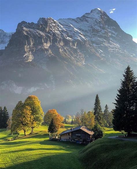 Grindelwald Switzerland ⛰🇨🇭🍁🍂 Credits To Swissmountainview 👌🏻