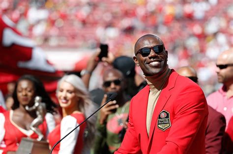 49ers Legend Terrell Owens Is 48 Years Old And Returning To Pro Football