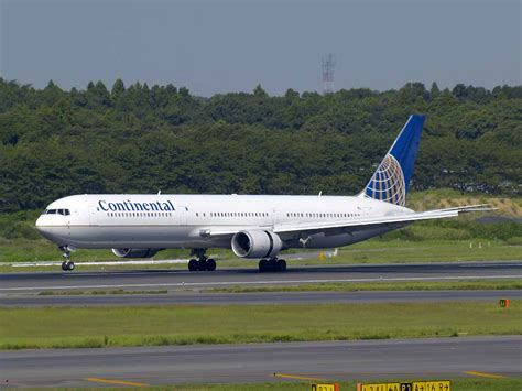 Filecontinental Airlines B767 424er N77066 Wikimedia Commons