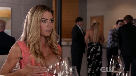 Nackte Denise Richards In Significant Mother