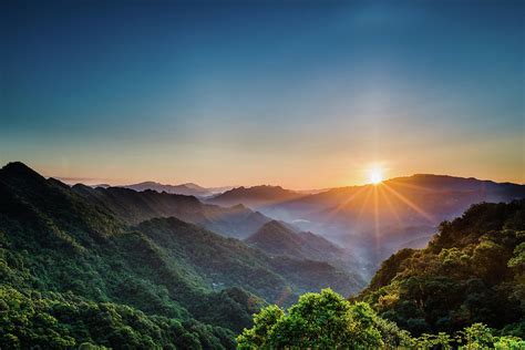 Sunrise By Taipei Taiwan By Balmung