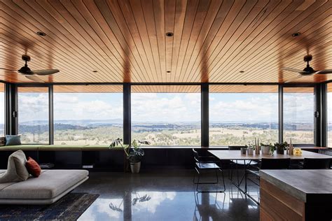 Elemental House Boasts Stunning 360 Degree Views Of Australian Hillside