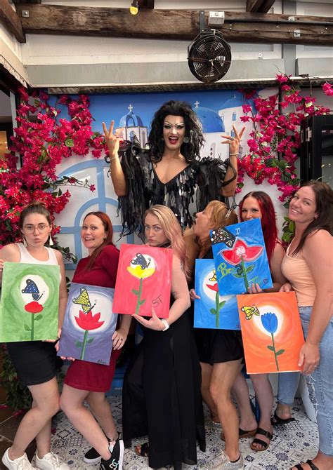 Sip, Socialise, and Create: Unleashing Your Inner Artist at Paint Juic
