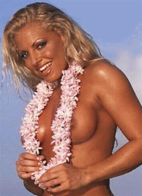 Trish Stratus Wwe Divas Trish Stratus Wwe Divas Wwe Discover