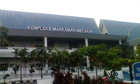 Jawatan pembantu makmal gred c19 merupakan satu jawatan dalam sektor kerajaan yang terletak di bawah kategori kumpulan pelaksana. Bekas pembantu tadbir didakwa pecah amanah biasiswa ...